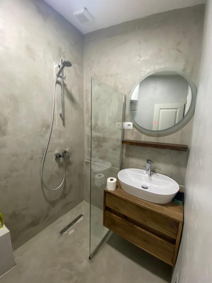 Studio Apartments Villa 24 Tirana Exterior foto